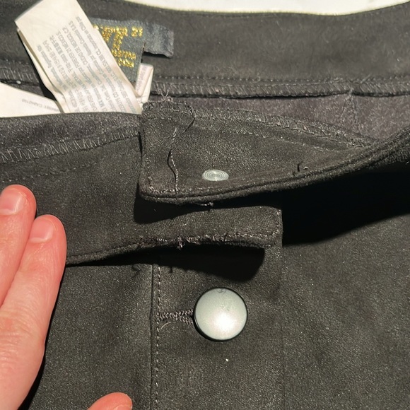 CLOSET CLEAN OUT Suede Button Skater Skirt - pant size 29 - Picture 7 of 9